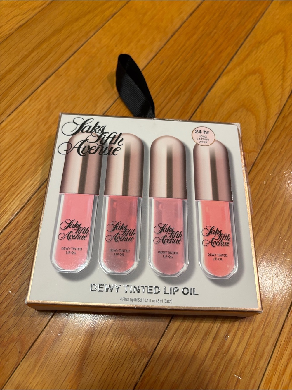 Saks Fifth Avenue Lip Oil Quartet - Light Pink & Rose Tones
